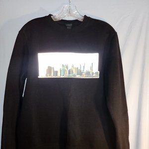 Men's H&M Cityscape Graphic Hologram Black Sweatshirt Medium
